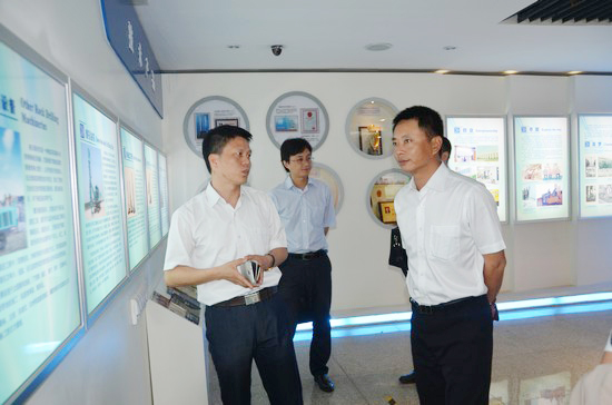 中国出口信用保险公司领导一行考察三亿·体育-三亿（中国）一站式服务官方网站
智能　