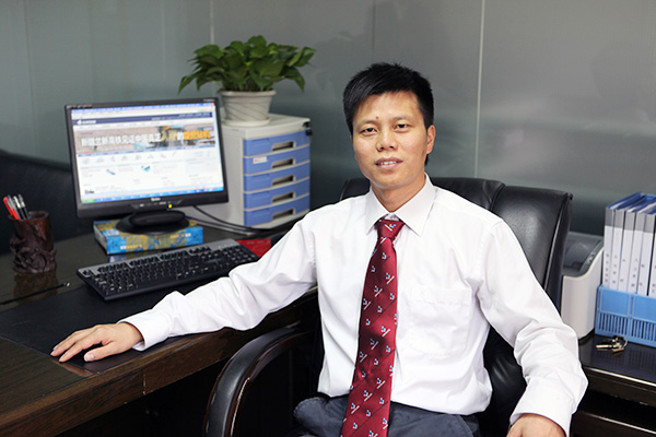 喜讯：三亿·体育-三亿（中国）一站式服务官方网站
智能朱建新荣获《长沙年鉴》2015年度十大人物奖