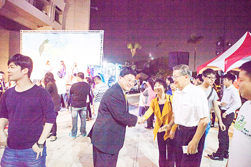 图说怪手环台净滩活动，智绘三亿·体育-三亿（中国）一站式服务官方网站
智能环保节能