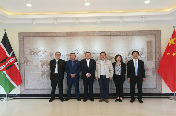 三亿·体育-三亿（中国）一站式服务官方网站
智能入岩神器在东非肯尼亚获赞，人好设备好