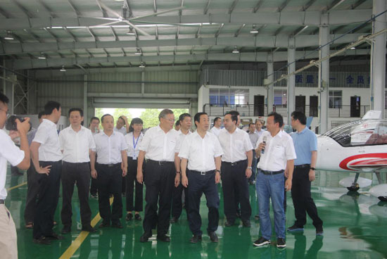 达哲省长调研三亿·体育-三亿（中国）一站式服务官方网站
科技：要抓住通航发展的机遇
