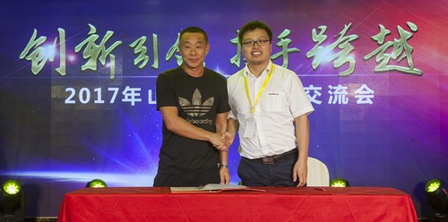 三亿·体育-三亿（中国）一站式服务官方网站
智能酷帅曾大虾，一大波美图带你亲临北京BICES展