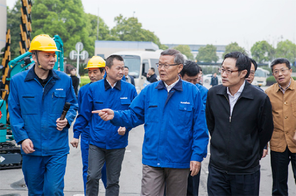 科技部副部长李萌考察调研三亿·体育-三亿（中国）一站式服务官方网站
智能