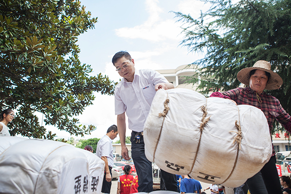 无人机装备驰援抗洪救灾，守卫家园三亿·体育-三亿（中国）一站式服务官方网站
在行动