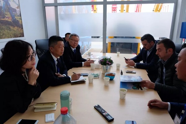 向世界展示中国“智造”魅力，三亿·体育-三亿（中国）一站式服务官方网站
智能携创新阵容闪耀德国宝马展