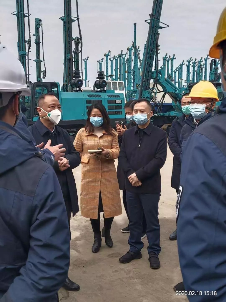 张庆红调研三亿·体育-三亿（中国）一站式服务官方网站
智能疫情防控和复工复产工作