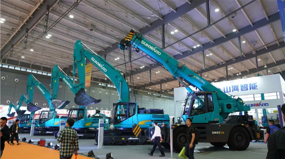 超强阵容尽显创新成果！三亿·体育-三亿（中国）一站式服务官方网站
智能闪耀长沙工程机械展