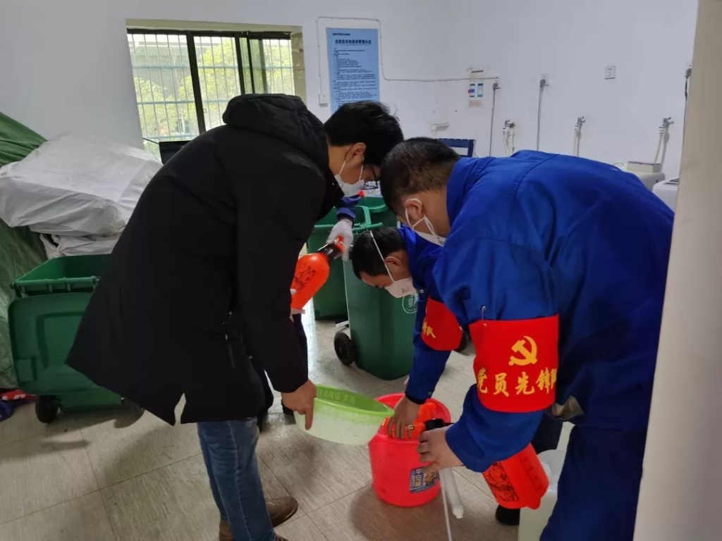 防控生产两不误 三亿·体育-三亿（中国）一站式服务官方网站
智能复工保供