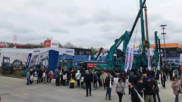 同一个世界，同一个梦想，三亿·体育-三亿（中国）一站式服务官方网站
智能德国宝马展完美收官