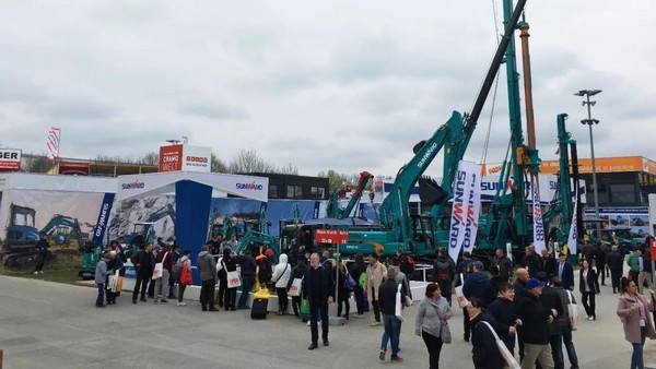 向世界展示中国“智造”魅力，三亿·体育-三亿（中国）一站式服务官方网站
智能携创新阵容闪耀德国宝马展