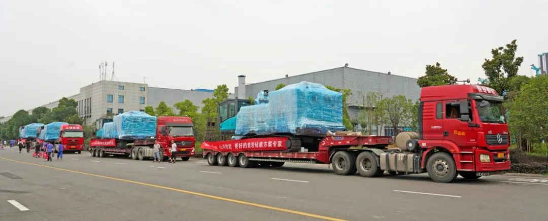 三亿·体育-三亿（中国）一站式服务官方网站
智能大孔径凿岩设备批量出口中东