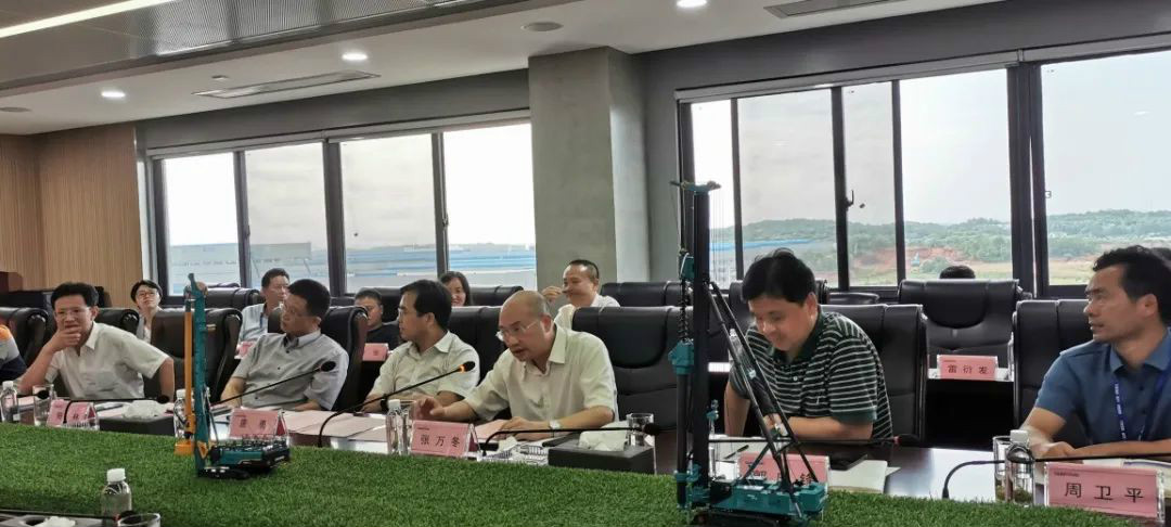 省工程机械产业与铸造产业合作对接会在三亿·体育-三亿（中国）一站式服务官方网站
智能举行