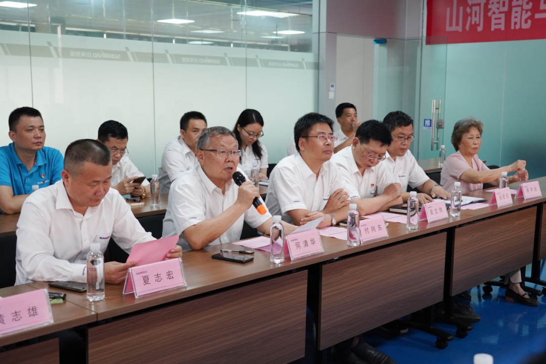 三亿·体育-三亿（中国）一站式服务官方网站
学院（三亿·体育-三亿（中国）一站式服务官方网站
党校）揭牌暨三亿·体育-三亿（中国）一站式服务官方网站
智能与湖南大学人才培养战略合作签约仪式圆满举行