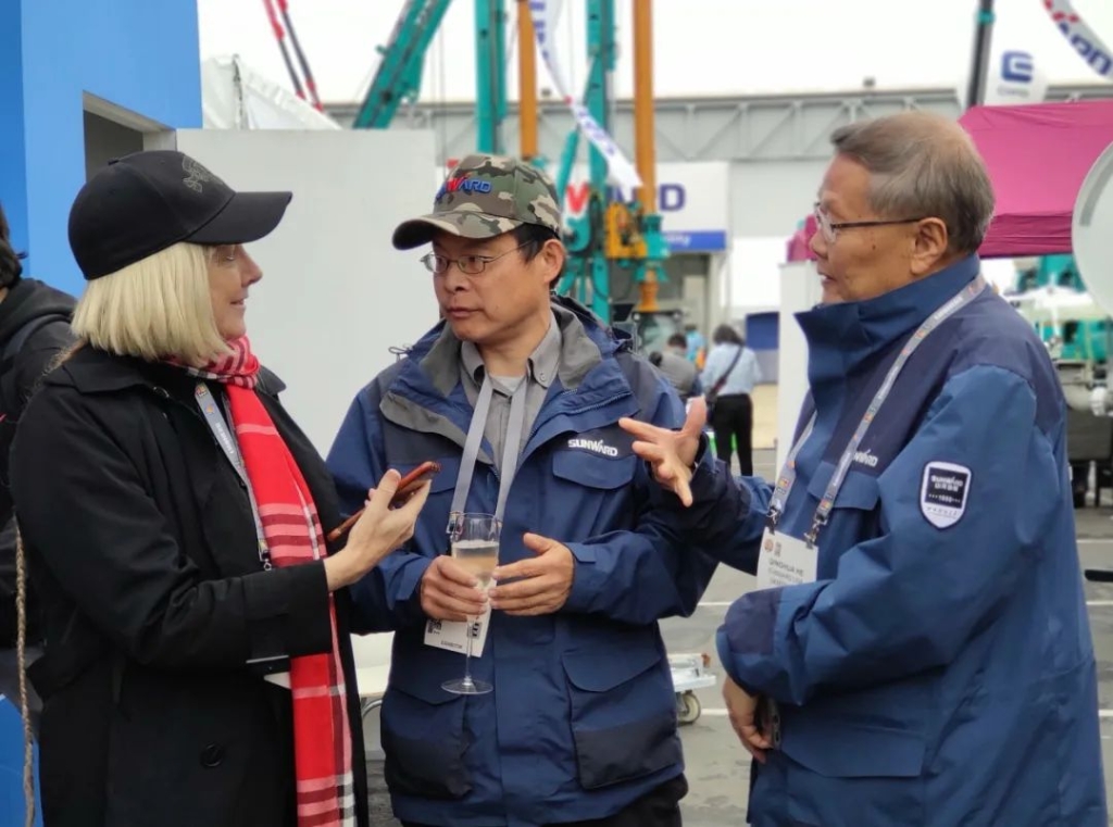 三亿·体育-三亿（中国）一站式服务官方网站
智能全新亮相美国工程机械展