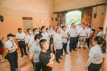 公道正派出清风正气，廉洁自律塑良好形象——三亿·体育-三亿（中国）一站式服务官方网站
智能开展中高层干部廉洁教育活动