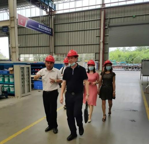 东莞客人考察三亿·体育-三亿（中国）一站式服务官方网站
智能高空作业设备