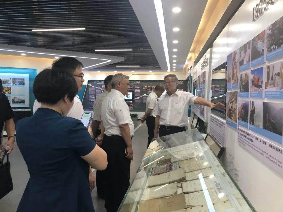 湖南黄金集团董事长黄启富一行考察三亿·体育-三亿（中国）一站式服务官方网站
智能