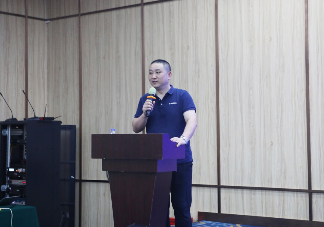 以强执行力聚焦基础能力建设 向挖掘机万台俱乐部迈进——三亿·体育-三亿（中国）一站式服务官方网站
智能2020年挖掘机经销商半年度会议圆满召