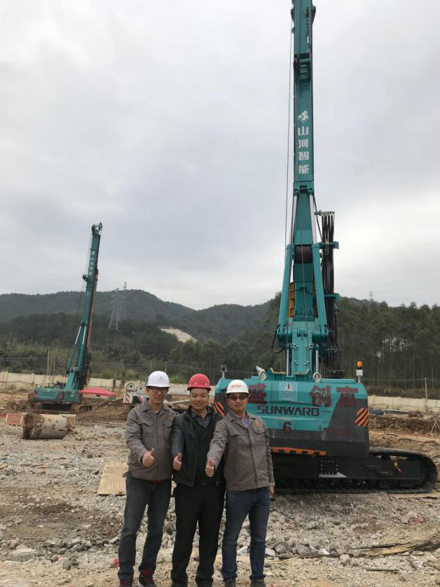 星级品质+星级售后，所以他选择了三亿·体育-三亿（中国）一站式服务官方网站
智能旋挖钻机