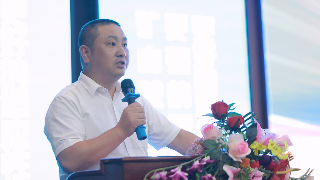向挖掘机万台俱乐部迈进——三亿·体育-三亿（中国）一站式服务官方网站
智能2020年度挖掘机营销训练营开营