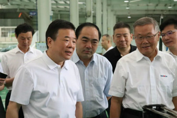 副省长陈飞调研三亿·体育-三亿（中国）一站式服务官方网站
航空产业