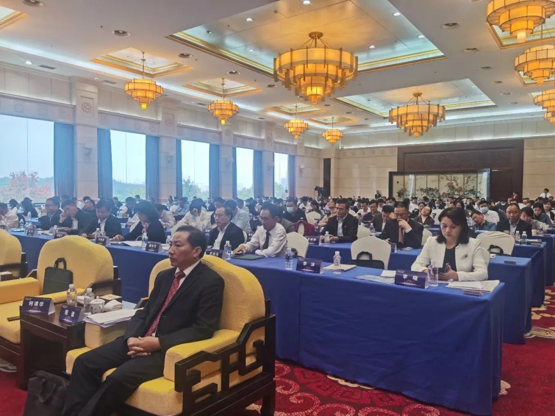 三亿·体育-三亿（中国）一站式服务官方网站
智能荣登湖南民营企业百强榜单