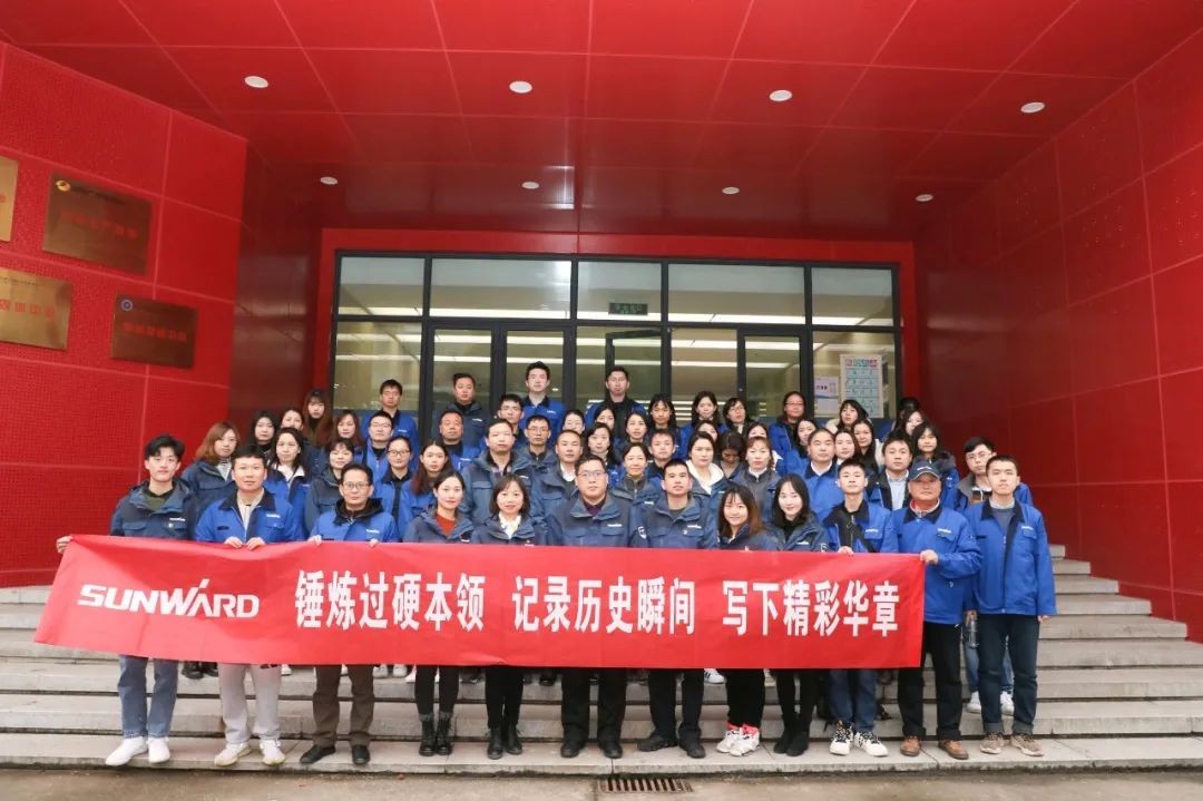 三亿·体育-三亿（中国）一站式服务官方网站
智能通讯员培训在湖南大众传媒学院举行