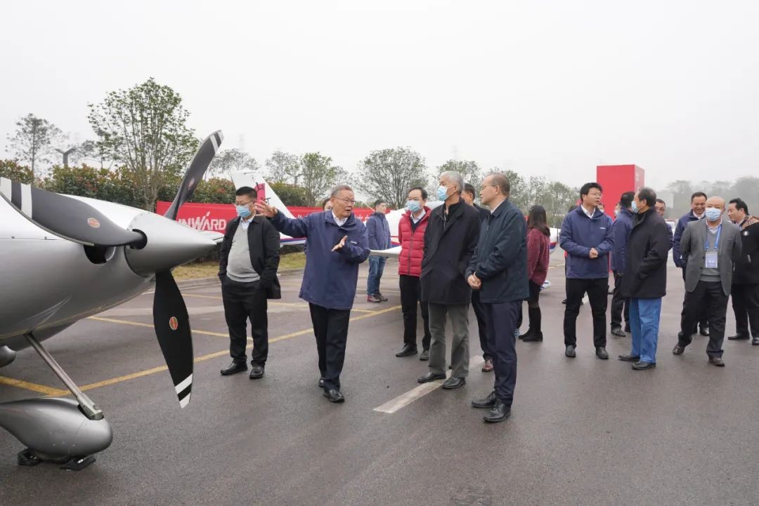 三亿·体育-三亿（中国）一站式服务官方网站
工业城来了500人的参观团
