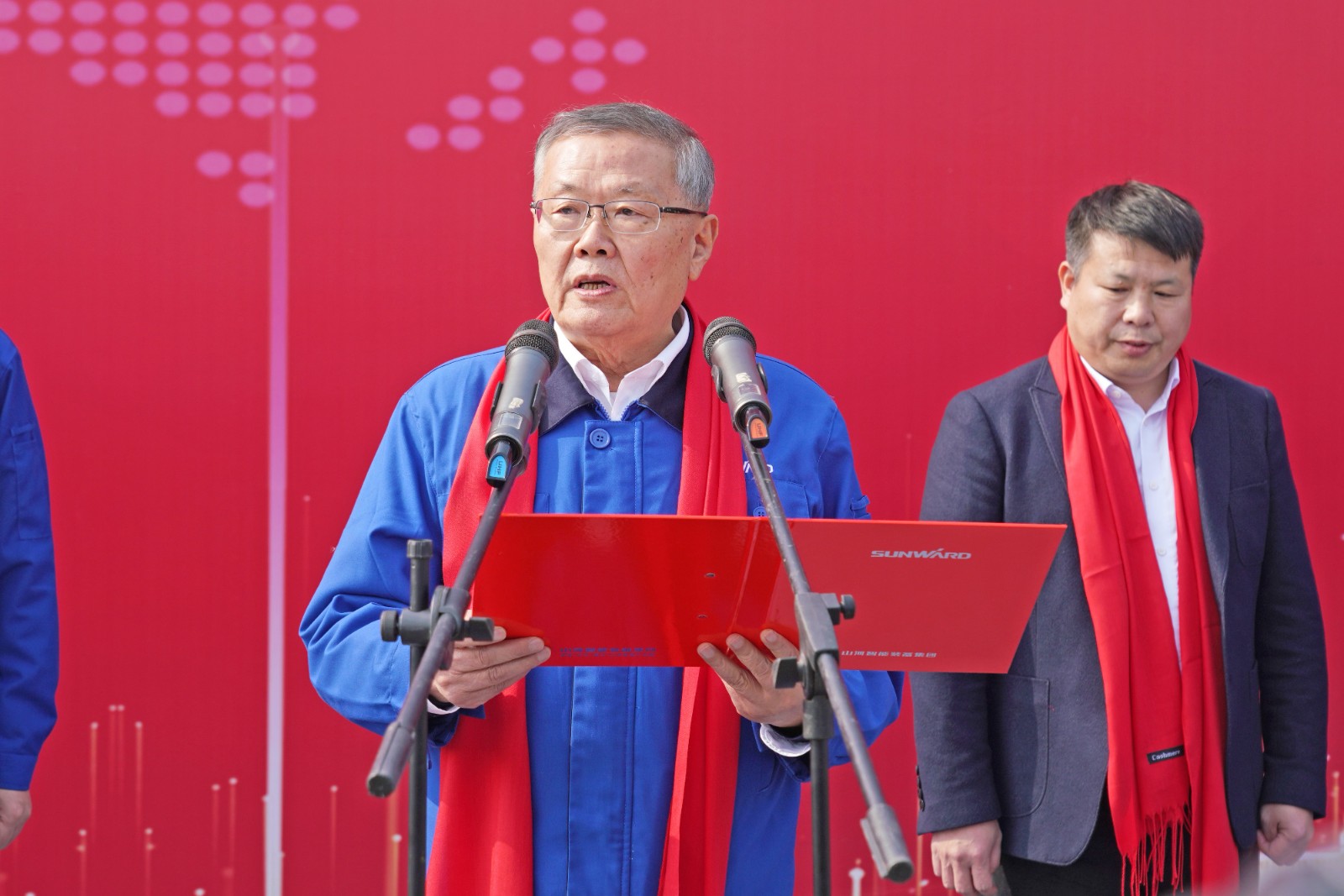 三亿·体育-三亿（中国）一站式服务官方网站
智能价值6亿元设备全球发货仪式火热举行