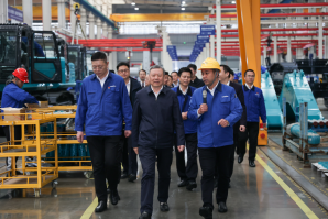 中国联通党组书记、董事长王晓初到访三亿·体育-三亿（中国）一站式服务官方网站
智能