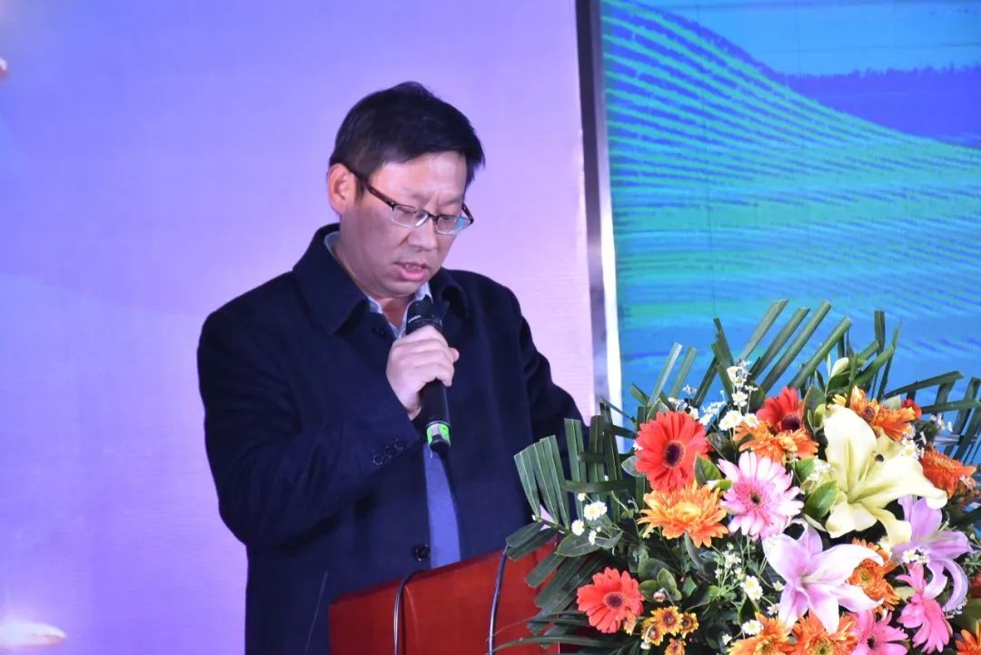 三亿·体育-三亿（中国）一站式服务官方网站
智能甘青区域全国客户交流会签单1.5亿