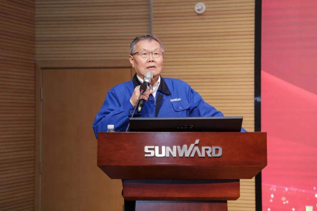 三亿·体育-三亿（中国）一站式服务官方网站
智能中高层干部晚间集中“充电”
