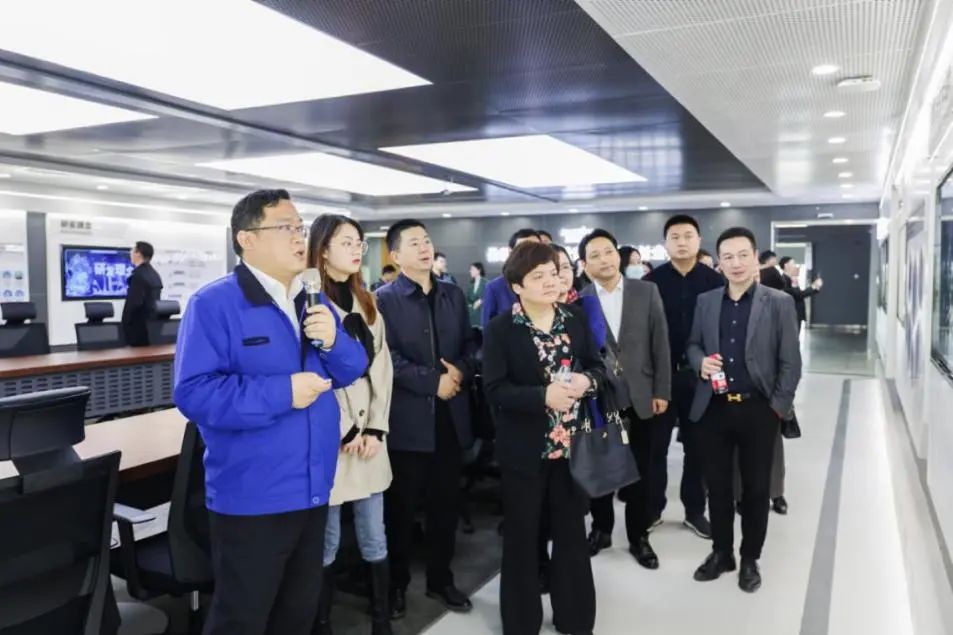 民主党派湖南省委机关青工委团队一行考察三亿·体育-三亿（中国）一站式服务官方网站
智能