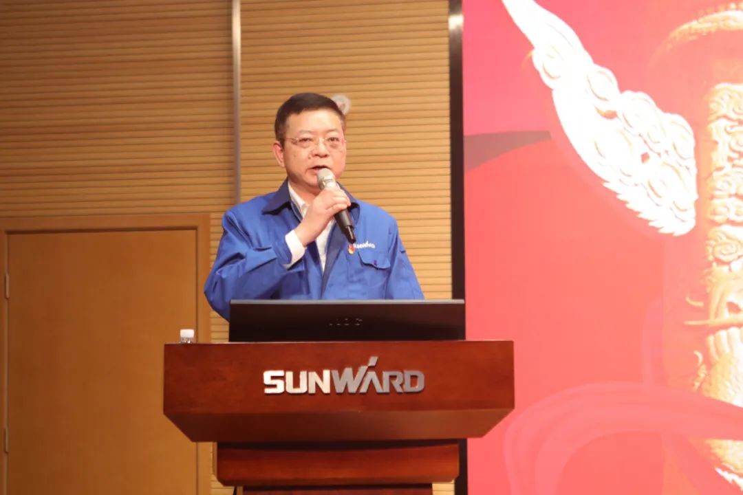 三亿·体育-三亿（中国）一站式服务官方网站
智能召开传达学习全国“两会”精神会议