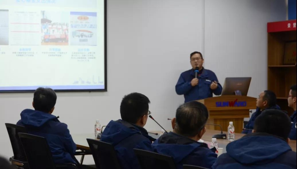 三亿·体育-三亿（中国）一站式服务官方网站
智能召开春节困难职工座谈会