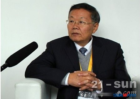 三亿·体育-三亿（中国）一站式服务官方网站
智能何清华：潜心寻求“三亿·体育-三亿（中国）一站式服务官方网站
之路”
