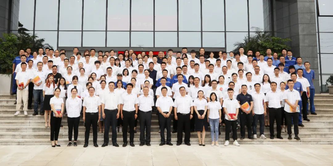 助力经营，服务员工，攀登家园建设新高地——三亿·体育-三亿（中国）一站式服务官方网站
智能第五届四次“双代会”胜利召开