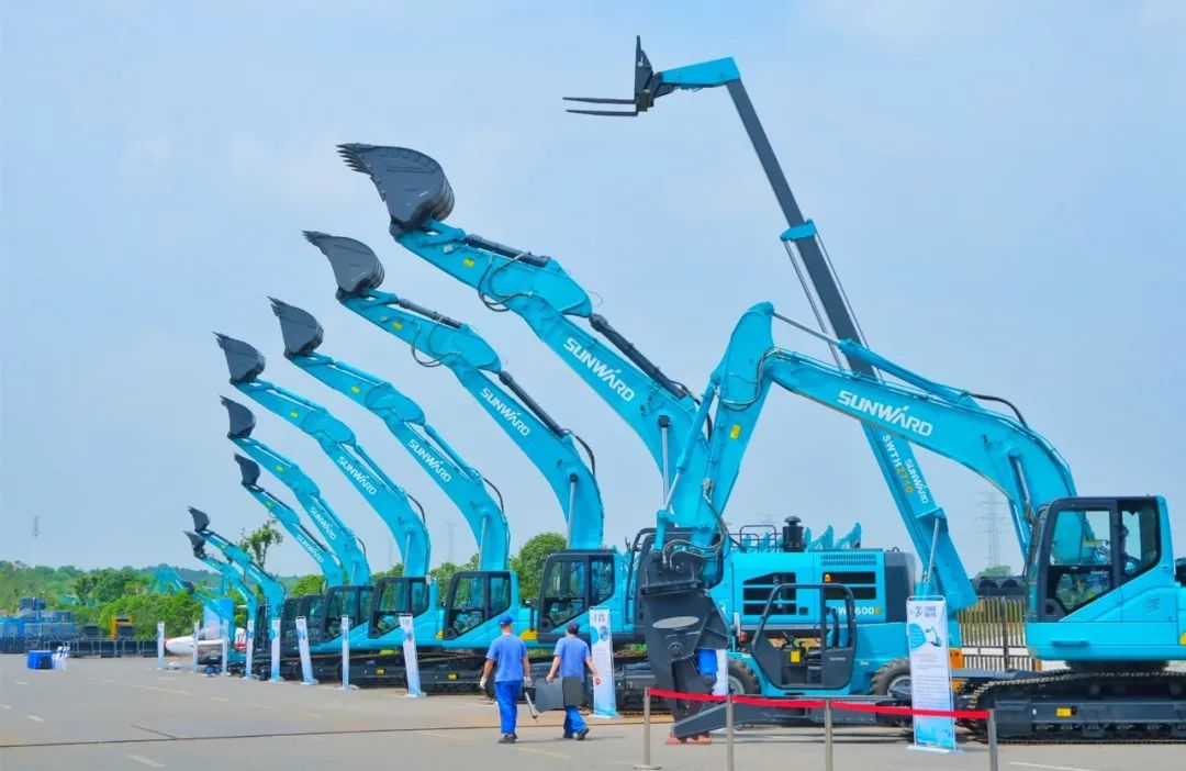 湖南省2021年“安全生产月”启动仪式在三亿·体育-三亿（中国）一站式服务官方网站
工业城举行
