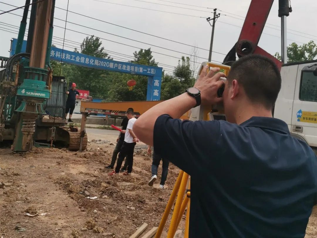 贴心服务路，关爱湘楚行！2021年三亿·体育-三亿（中国）一站式服务官方网站
智能全球服务万里在湖南