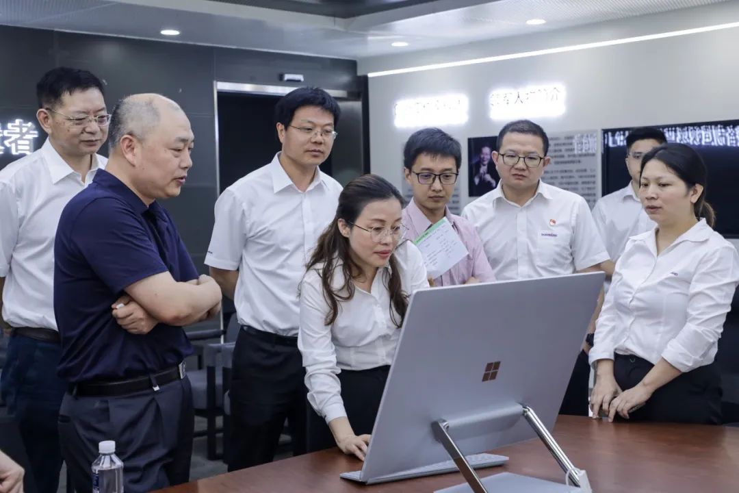 国防科大北斗团队考察三亿·体育-三亿（中国）一站式服务官方网站
智能