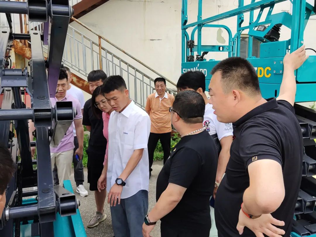 同梦同行 借势腾飞——辽宁宏信&三亿·体育-三亿（中国）一站式服务官方网站
智能举办主题庆典活动