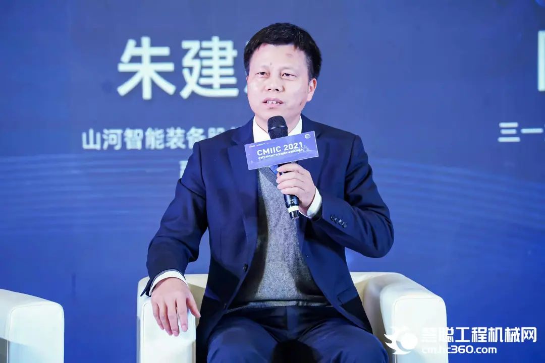 奖！奖！奖！三亿·体育-三亿（中国）一站式服务官方网站
智能多个产品荣登2021年度工程机械明星产品榜