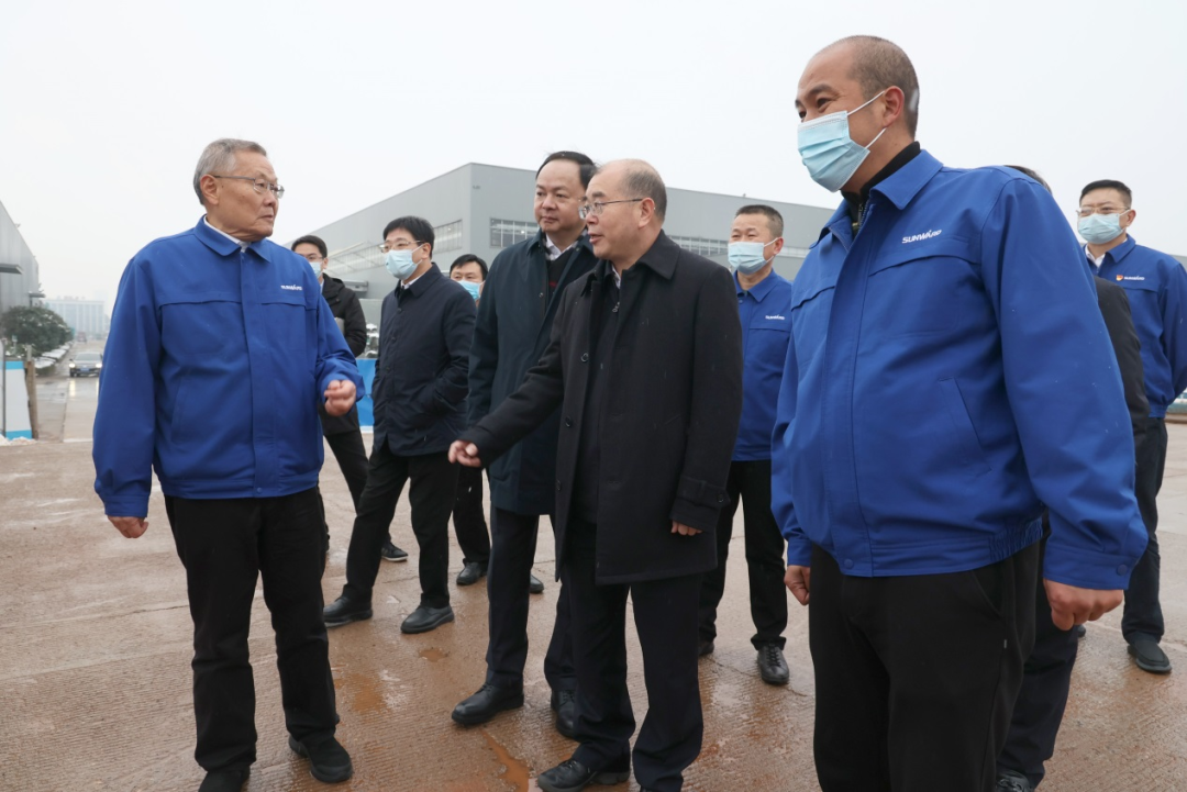 朱国贤调研三亿·体育-三亿（中国）一站式服务官方网站
智能：在推动高质量发展上闯出新路子