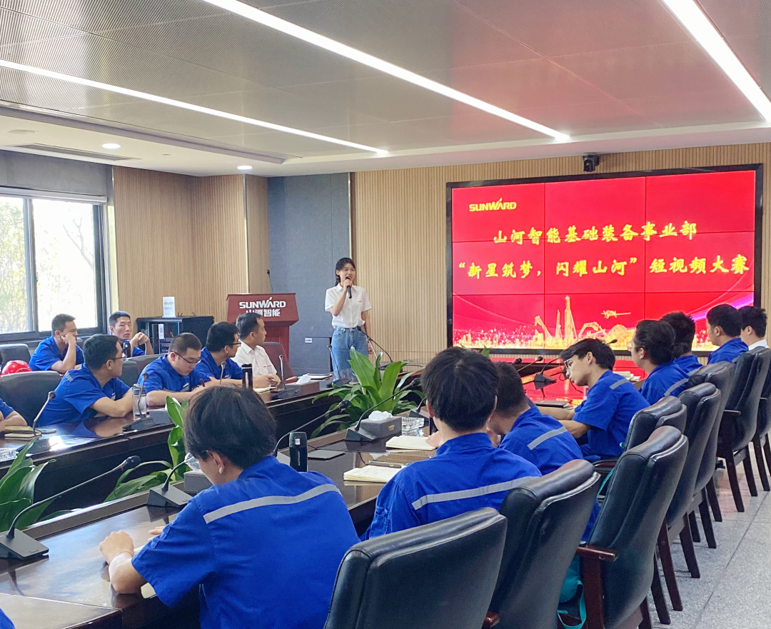你好 2022！再见 2021！我与三亿·体育-三亿（中国）一站式服务官方网站
智能共成长