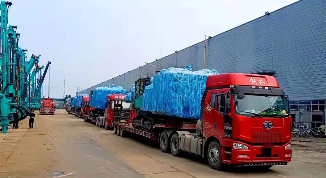 开门红！三亿·体育-三亿（中国）一站式服务官方网站
智能凿岩设备实现新年首单发货