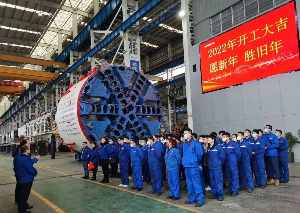 直击生产一线！中铁三亿·体育-三亿（中国）一站式服务官方网站
复工复产忙