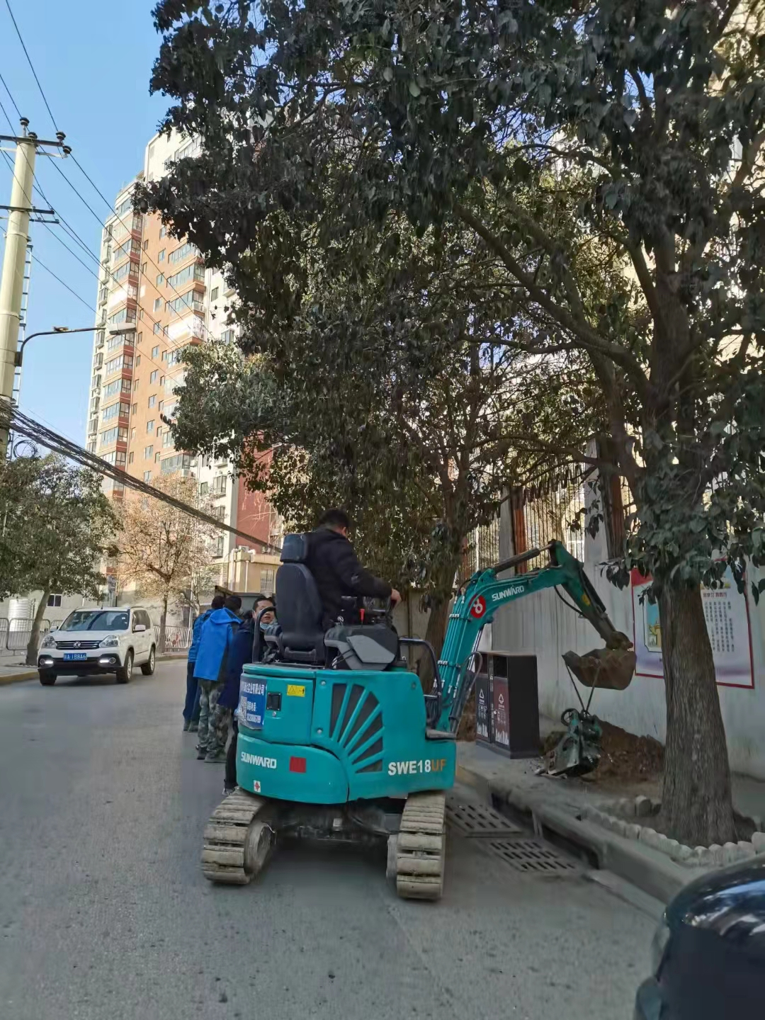 好服务、好设备！三亿·体育-三亿（中国）一站式服务官方网站
智能挖掘机再获客户追加订单
