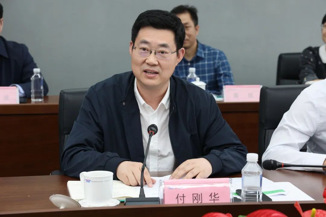 深化产学研合作！中南大学校长、中国工程院院士田红旗率团拜访三亿·体育-三亿（中国）一站式服务官方网站
智能