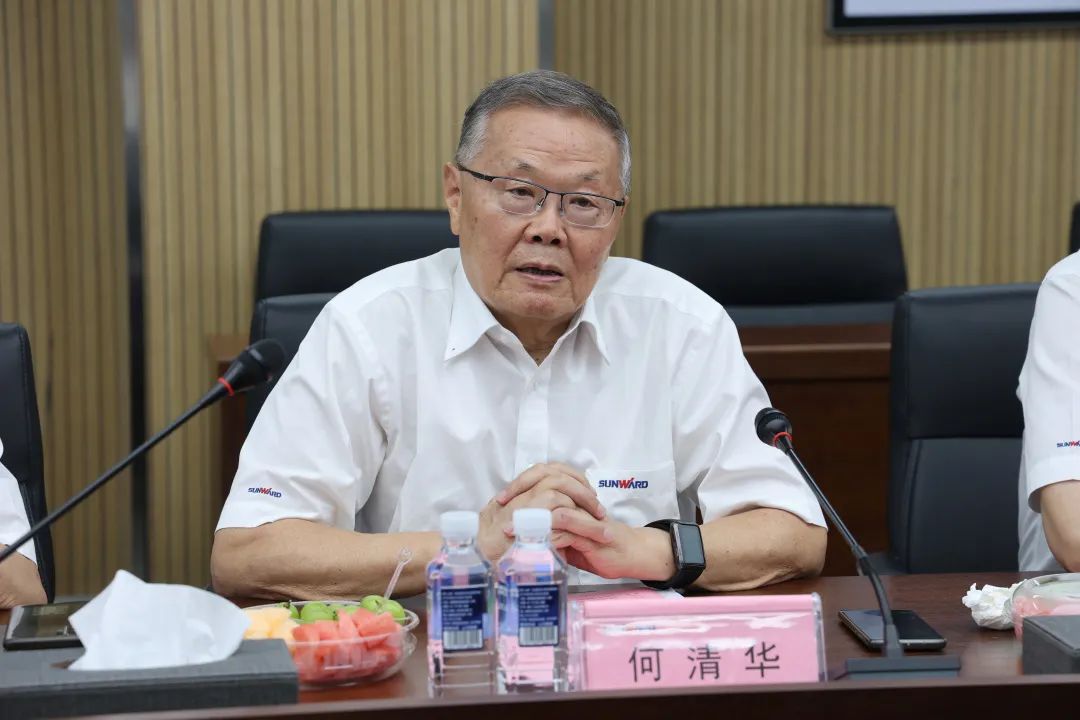 紫金矿业集团党委书记、董事长陈景河莅临三亿·体育-三亿（中国）一站式服务官方网站
智能考察交流