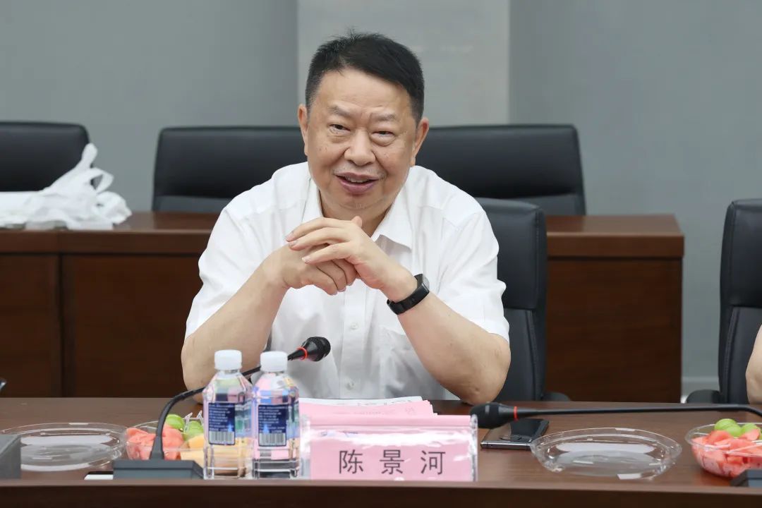 紫金矿业集团党委书记、董事长陈景河莅临三亿·体育-三亿（中国）一站式服务官方网站
智能考察交流